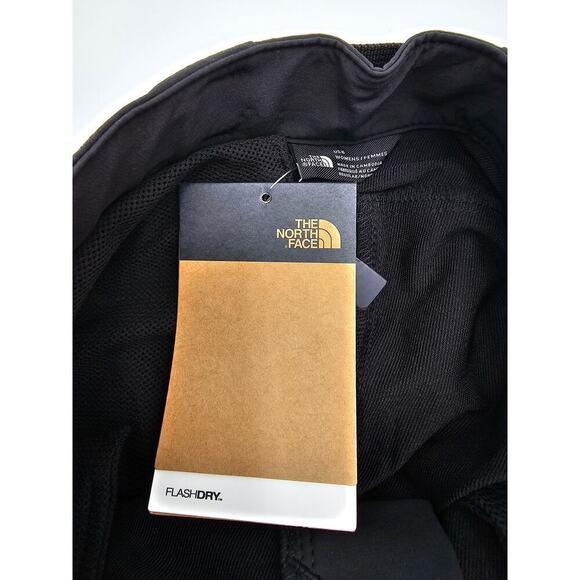 The North Face Women's Size 6 Reg Black Bridgeway Zip Off Pant NWT - Picture 9 of 15